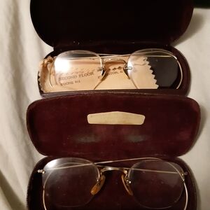 Source Unknown Elegant Gold Glasses Set